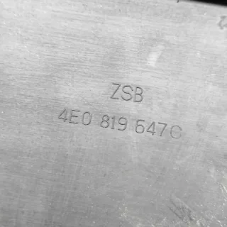 4E0819647C Корпус воздушного фильтра Audi A8 D3 (S8) Арт e12152321, вид 6