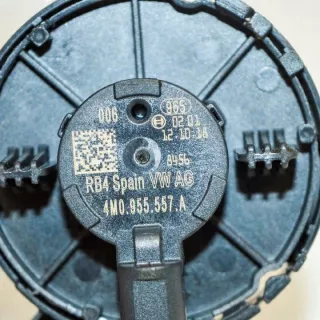 4M0955557A Датчик удара Audi A4 B9 Арт e12148197, вид 4
