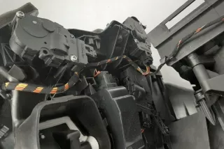 9181169 Отопитель в сборе (печка) BMW 1 E81/E82/E87/E88 Арт e12144675, вид 2