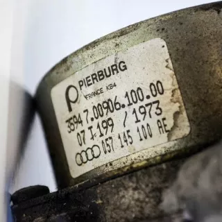 057145100AE Насос вакуумный Audi A6 C6 (S6,RS6) Арт e12144374, вид 2