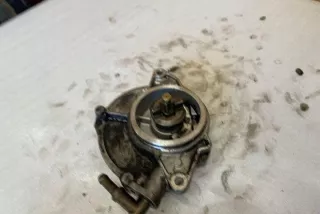057145100AF Насос вакуумный Audi A4 B8 Арт e12144161, вид 2