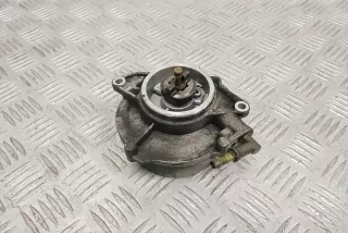 057145100AF Насос вакуумный Audi A4 B8 Арт e12144152, вид 3