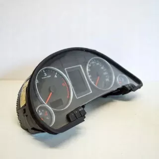 8E0920900R Щиток приборов (приборная панель) Audi A4 B7 Арт e12129245, вид 3