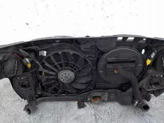  Передняя панель крепления облицовки (телевизор) Audi A4 B7 Арт e12107982, вид 4