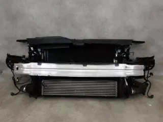 Передняя панель крепления облицовки (телевизор) Audi A4 B8 Арт e12107969, вид 1