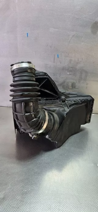 8R0133835E Корпус воздушного фильтра Audi Q5 1 Арт e12083369, вид 2