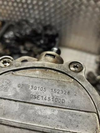 06E145100D Насос вакуумный Audi A6 C6 (S6,RS6) Арт e12078386, вид 5