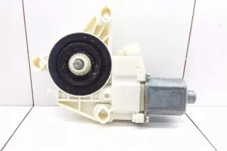 W246, A2469065100 Моторчик стеклоподъемника Mercedes A W176 Арт e12074519, вид 4