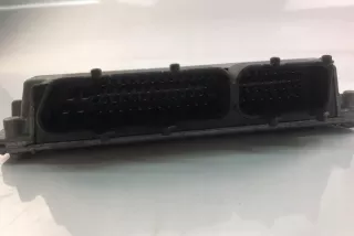 03E906023Q Блок управления двигателем Skoda Fabia 1 Арт e12060980, вид 4