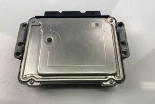 9M5112A650LA Блок управления двигателем Ford Focus 3 Арт e12059393, вид 4
