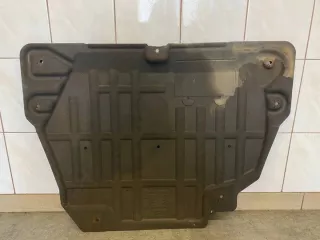 HJ32-6B629-AD Декоративная крышка двигателя Jaguar E-PACE Арт e12057132, вид 1