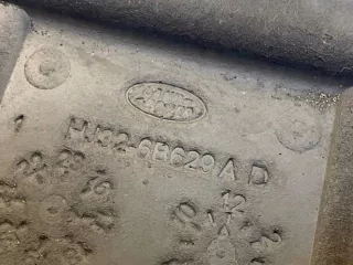 HJ32-6B629-AD Декоративная крышка двигателя Jaguar E-PACE Арт e12057132, вид 3