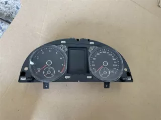 3C0920871R Щиток приборов (приборная панель) Volkswagen Passat B6 Арт e12046060, вид 4