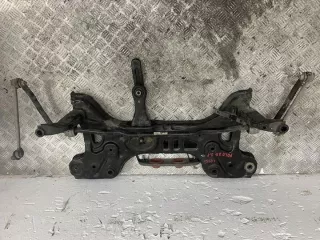 2Q0411303M Балка подвески передняя (подрамник) Volkswagen Polo 6 Арт e12045609, вид 1