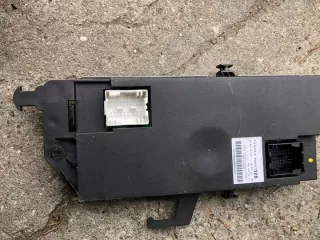 8200357328 Блок предохранителей Renault Espace 4 Арт e12036431, вид 1