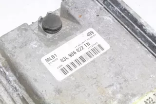 03L906022TN Блок управления двигателем Audi A4 B8 Арт e12025620, вид 1