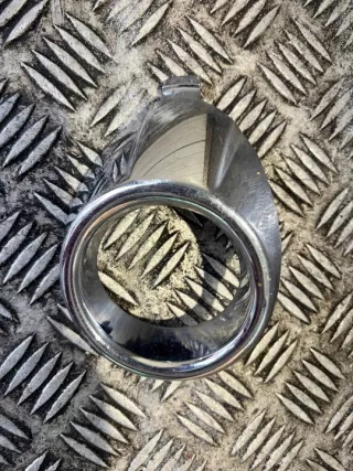8A6115A222C Фара противотуманная правая Ford Fiesta 7 Арт e11998646, вид 1