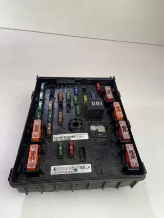 3c0937125 Блок предохранителей Volkswagen Passat B7 Арт e11997816, вид 2