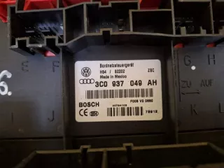 3C0937049AH Блок предохранителей Volkswagen Golf 4 Арт e11997682, вид 4