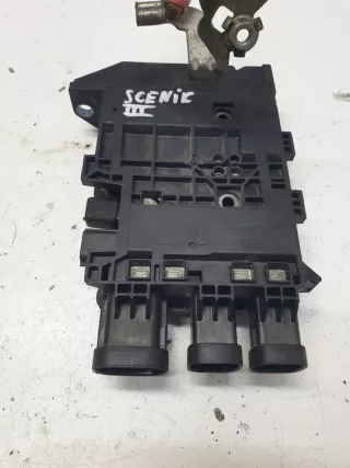 243800010R Блок предохранителей Renault Scenic 3 Арт e11996855, вид 2
