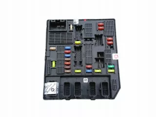284B64836R Блок предохранителей Renault Scenic 3 Арт e11996854, вид 1