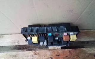 13145043 Блок предохранителей Opel Astra H Арт e11995720, вид 3