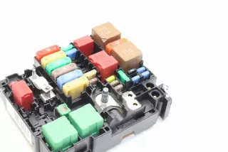 9804848480 Блок предохранителей Citroen C3 1 Арт e11993000, вид 6