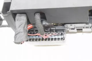 9360501 Блок предохранителей BMW i3 Арт e11992938, вид 3