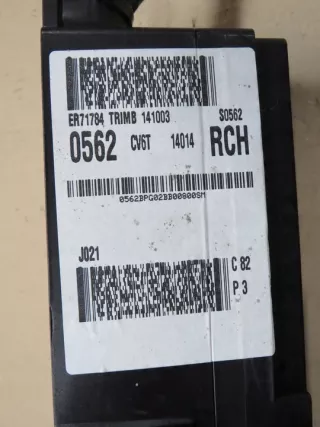 CV6T14014RCH Блок предохранителей Ford Kuga 2 Арт e11991663, вид 4