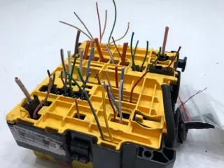 9804848580 LORK-551-112366 Блок предохранителей Citroen C4 2 Арт e11991189, вид 3
