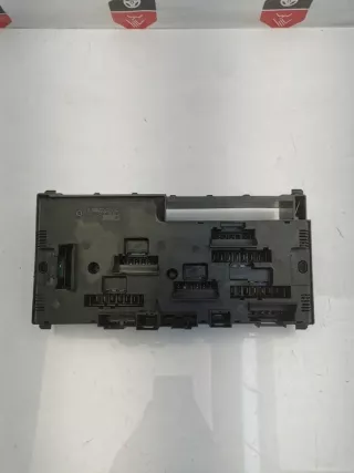 9252815 Блок предохранителей BMW 5 F10/F11/GT F07 Арт e11990531, вид 2