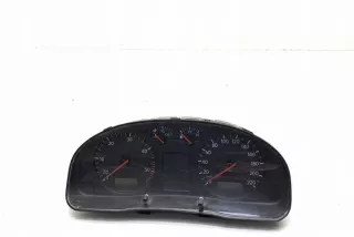 3B1919880C Щиток приборов (приборная панель) Volkswagen Passat B5 Арт e11961303, вид 4