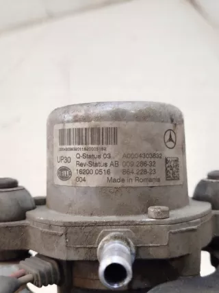 A0004303832 Насос вакуумный Mercedes C W205 Арт e11947323, вид 2