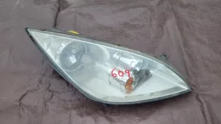 MR957354 Фара правая Mitsubishi Colt 6 Арт e11937906, вид 1