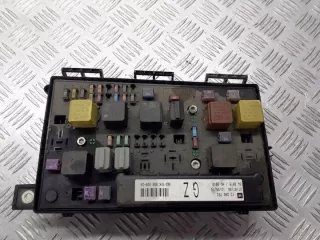 13206752 Блок предохранителей Opel Astra H Арт e11932366, вид 1