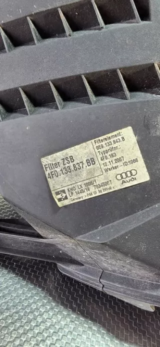 4F0133837BB Корпус воздушного фильтра Audi A6 C6 (S6,RS6) Арт e11917644, вид 4