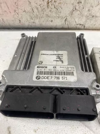 05393246 Блок управления двигателем BMW X3 E83 Арт e11891947, вид 2