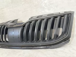 5E0853653A OE5E0853653A-0001 OE5E0853653A 9827TUGIOKJ2 Решетка радиатора Skoda Octavia A7 Арт e11873352, вид 3