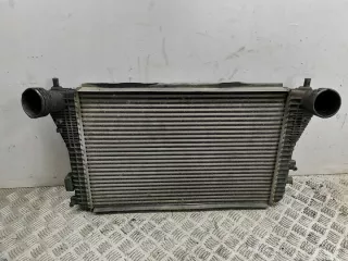 AMD88726 Интеркулер BMW 1 E81/E82/E87/E88 Арт e11873267, вид 1