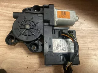 7M5T-14B534-CC Моторчик стеклоподъемника Ford Focus 3 Арт e11862236, вид 1