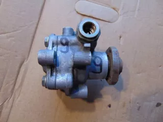 1J0422154B Насос гидроусилителя руля Volkswagen Golf 4 Арт e11840474, вид 3