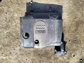 03C129607P Декоративная крышка двигателя Audi A3 8P Арт e11828798, вид 1