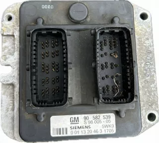 90582539 Блок управления двигателем Opel Zafira A Арт e11827174, вид 1