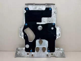 L8B2-5F002 Декоративная крышка двигателя Land Rover Defender 2 Арт e11824467, вид 1