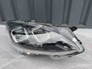 LV4B13E016AP Фара правая Ford Kuga 3 Арт e11813002, вид 1