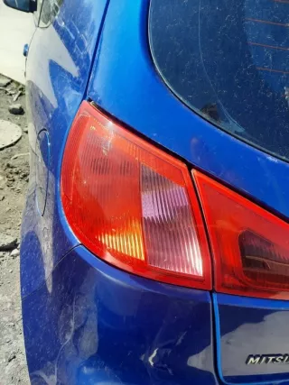  Фонарь задний левый Mitsubishi Colt 6 Арт e11811376, вид 1