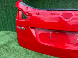  Крышка багажника (дверь 3-5) Opel Zafira C Арт e11807348, вид 2