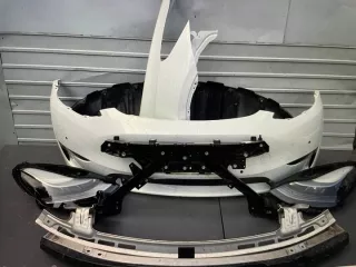 1660012-00-B 166001200B Передняя панель крепления облицовки (телевизор) Tesla model 3 Арт e11802705, вид 1