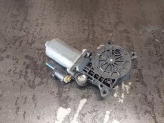 83620630 0130821716 Моторчик стеклоподъемника BMW 3 E46 Арт e11800805, вид 1