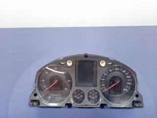 3C0920870G Щиток приборов (приборная панель) Volkswagen Passat B6 Арт e11796421, вид 1
